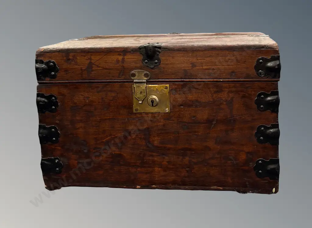 Metal Bound Wooden Chest L50xD36xH32cm Image 1++