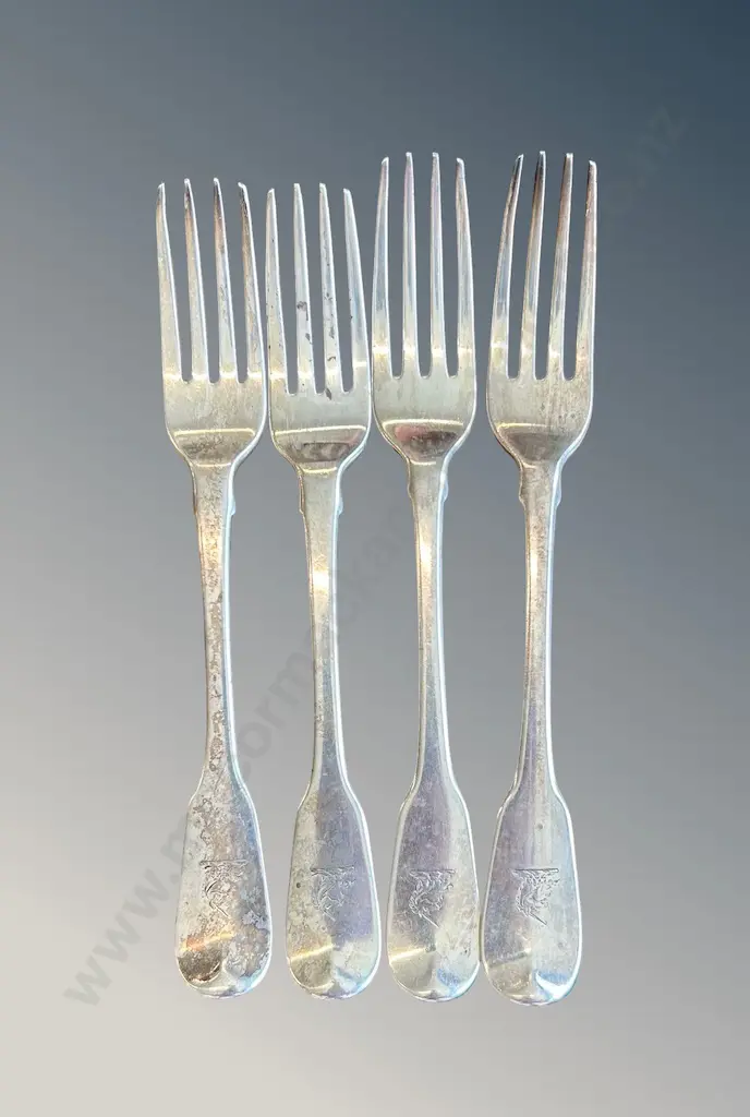 Four Sterling Silver Fiddleback Pattern Forks, TW246gms Image 1++