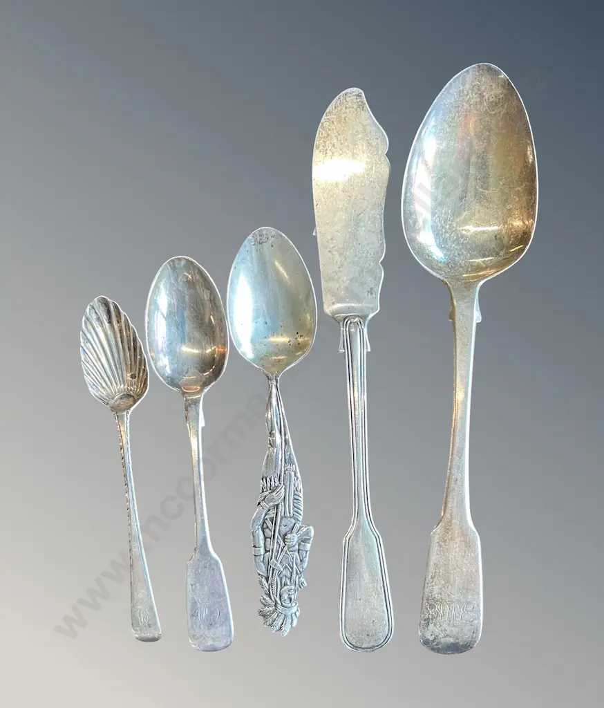 Assorted Sterling Silver Spoons, Shell Spoon and Fish Knife, TW182gms Image 1++