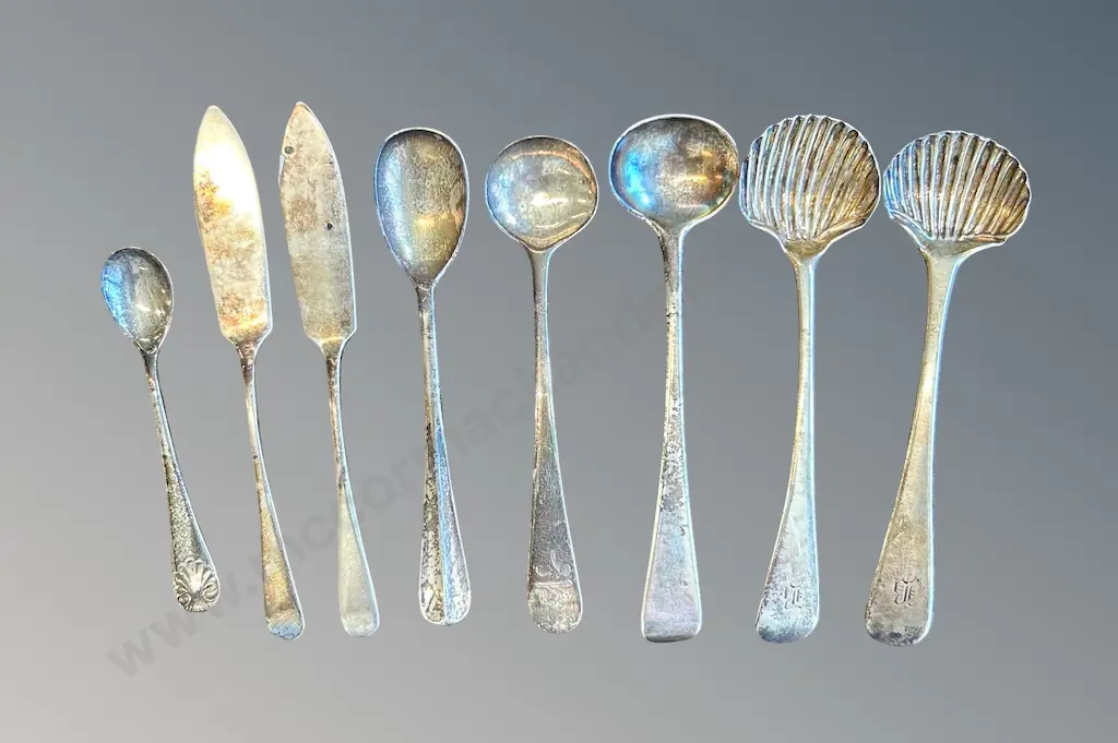 Assorted Sterling Silver Mustard Spoons, Shell Spoons, etc, TW68gms Image 1++