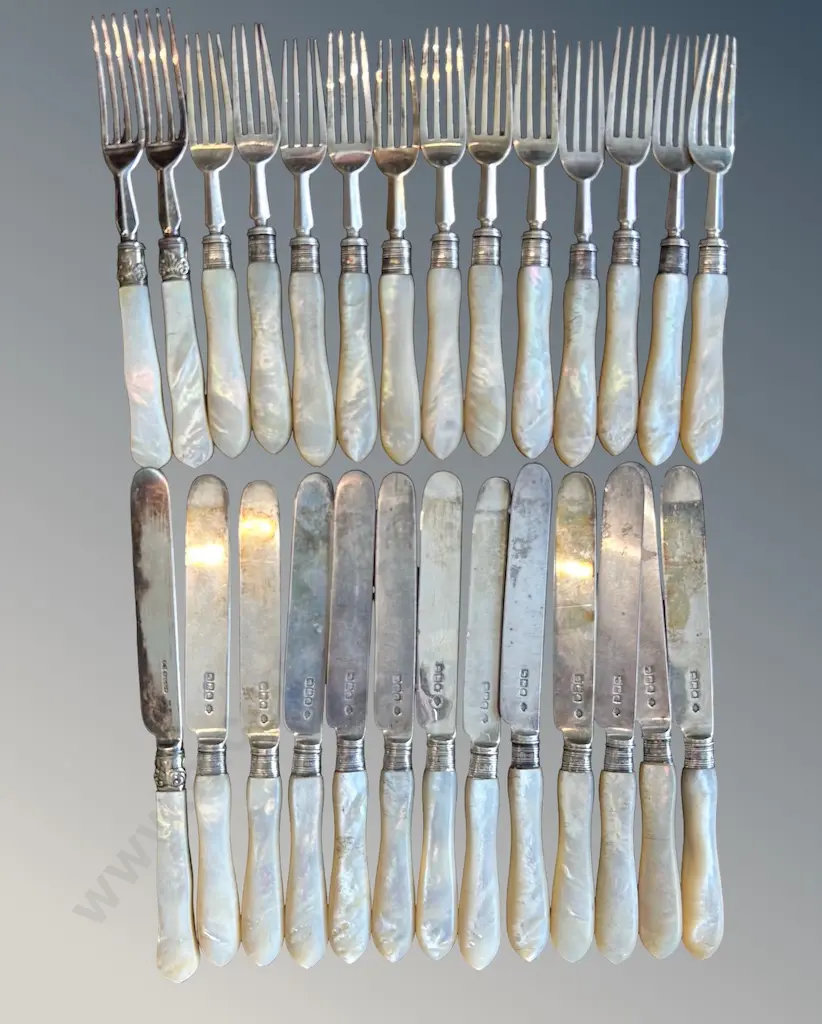 Sterling Silver Blade and MOP Handled Knives (13) and Forks (14), TW1031gms Image 1++