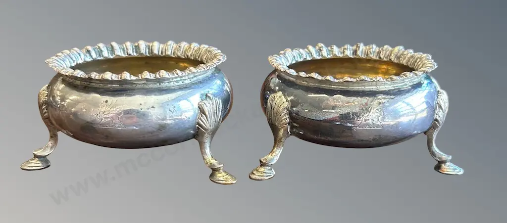Pair of Sterling Silver Footed Open Salts, TW150gms Image 1++