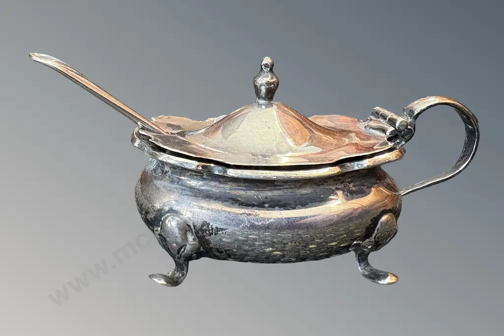 Sterling Silver Lidded Salt with Blue Liner and Spoon, TW45gms (without liner) Image 1++