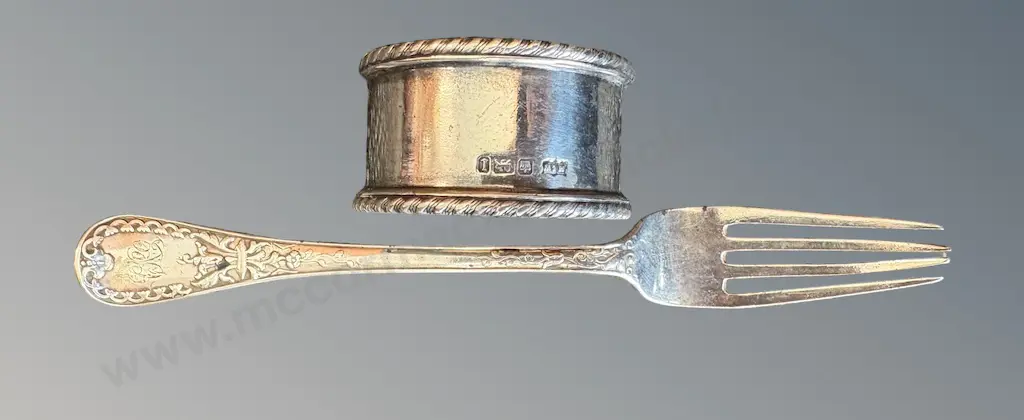 Sterling Silver Napkin Ring and Fork, TW65gms Image 1++