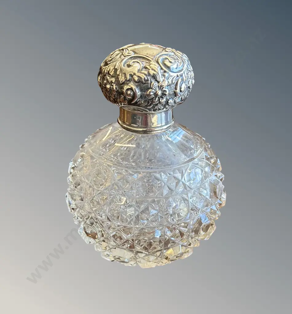 Large Sterling Silver Mounted Scent Bottle, H14.5cm Image 1++