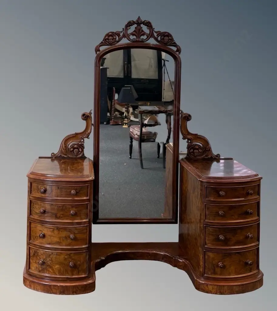 Walnut bow fronted Dressing Table with full length Mirror and 8 Drawers, H188xW163xD57cm Image 1++