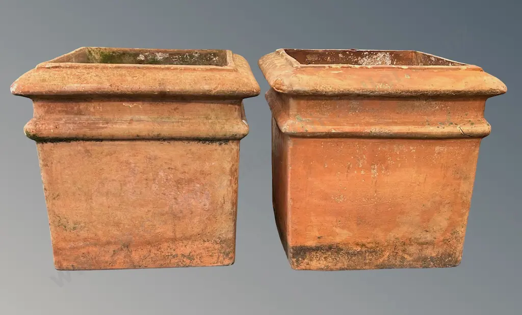 Pair of Square Terracotta Planters, Dia400xH38cm Image 1++