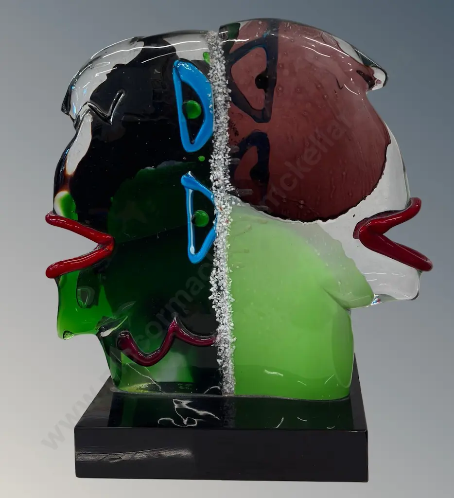 Murano Glass - Unknown - Homage to Picasso, cast glass, 310x320x145mm Image 1++