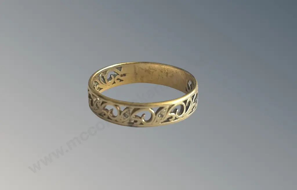 9ct Gold Filigree Ring, Size Y/Z, TW3.2gms Image 1++