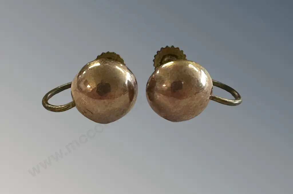 9ct Gold Screw Back Earrings, TW2.5gms Image 1++