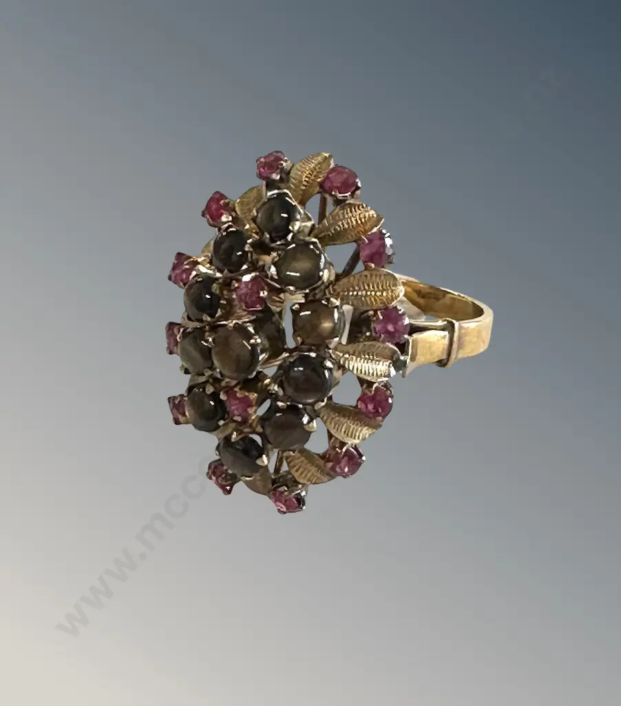18ct Gold Multi Stone Cluster Ring, Size O, TW5.2gms Image 1++
