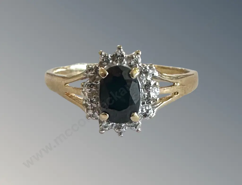 9ct Gold Sapphire and Diamond Cluster Ring, Size S, TW2.4gms Image 1++