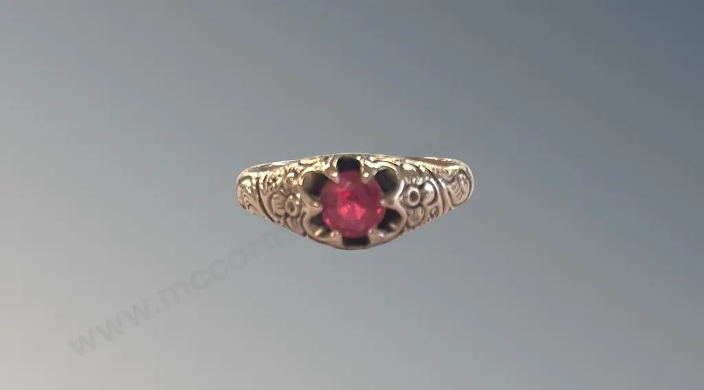 9ct Gold Garnet Ring,  Size M/N,TW2.85gms Image 1++