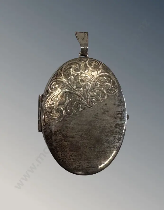 Sterling Silver Oval Locket with Partially Embossed Front L7cm, TW15.5gms Image 1++