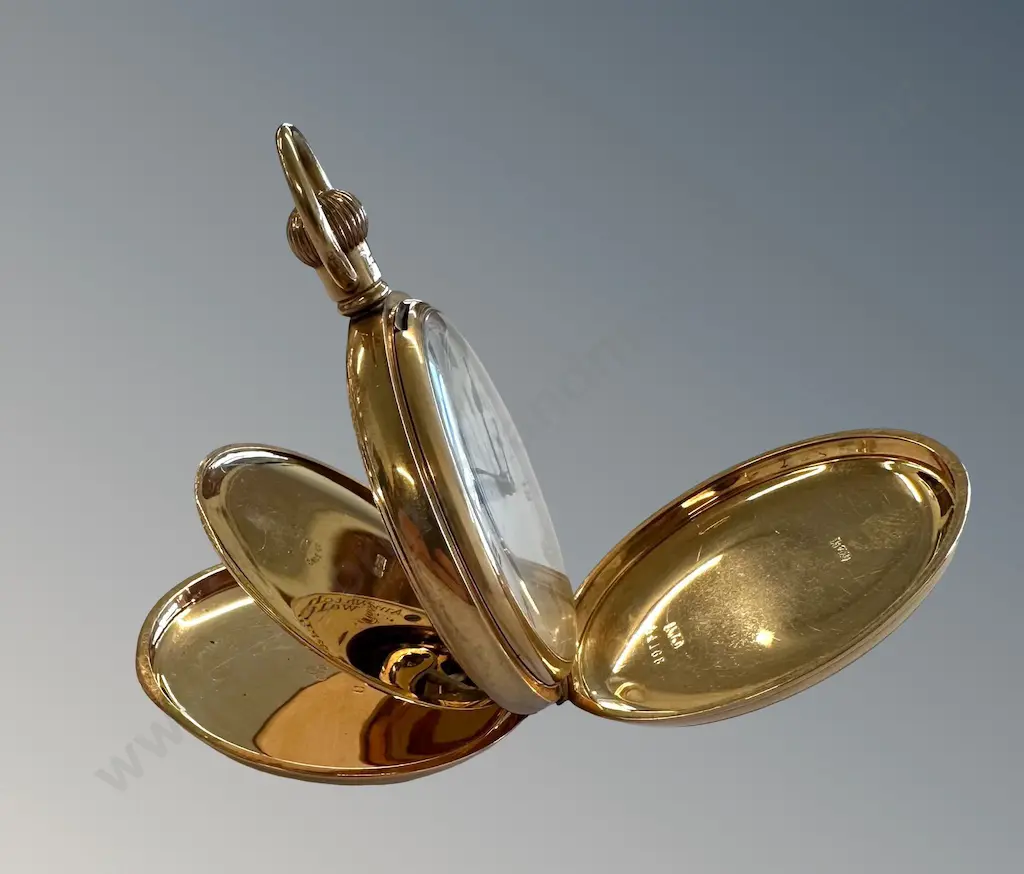 15ct Gold Waltham USA Hunter Pocket Watch with Dust Cover, TW96.4gms Image 1++