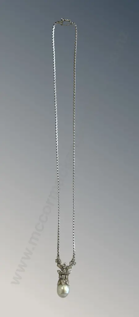 18ct White Gold Pearl and Diamond Necklace, L42cm, TW11.7gms Image 1++