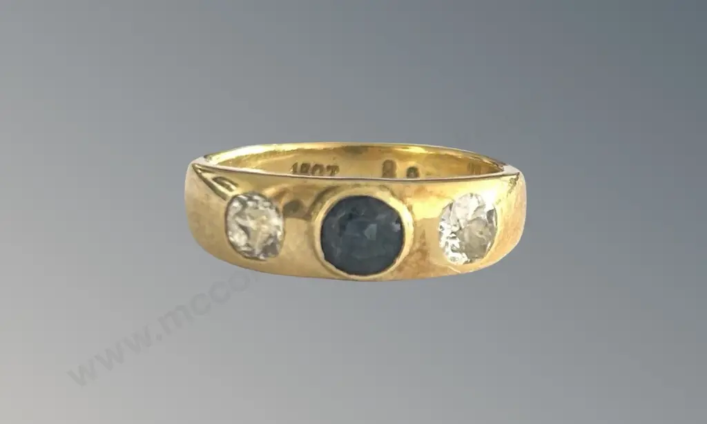 18ct Gold Diamond and Sapphire Ring, Size N, TW6.5gms Image 1++