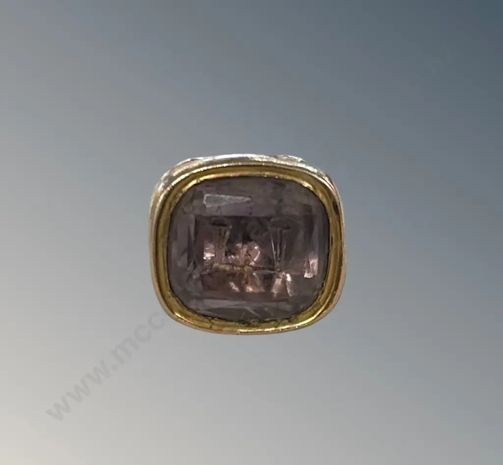 9ct Gold Seal with Amethyst, TW4.1gms Image 1++