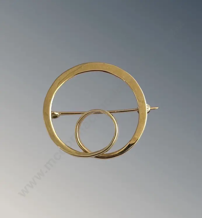 14ct Yellow Gold Circular Brooch, TW3.2gms, Valuation $545 Image 1++