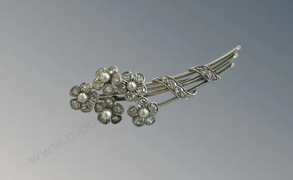 18ct White Gold Pearl and Diamond Brooch, TW3.3gms, Valuation $2900 Image 1++