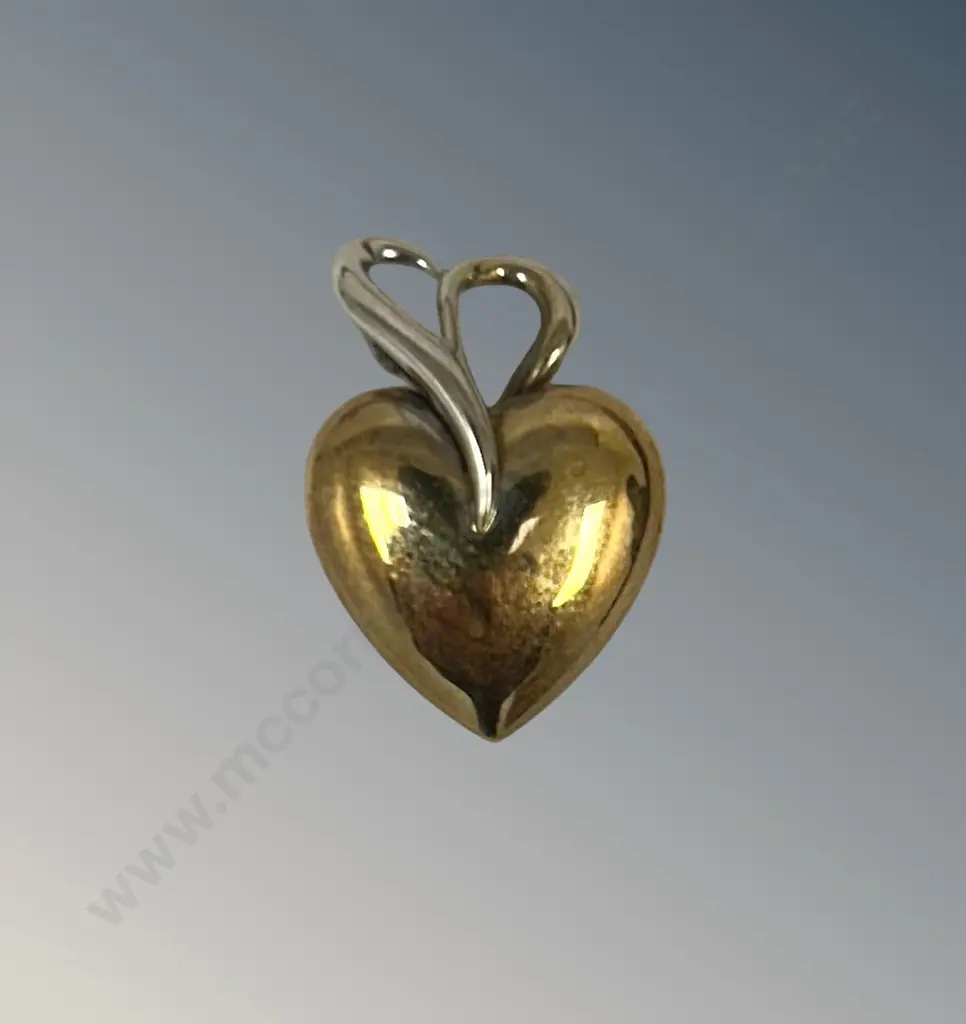 9ct Gold Heart Pendant, TW1.3gms Image 1++