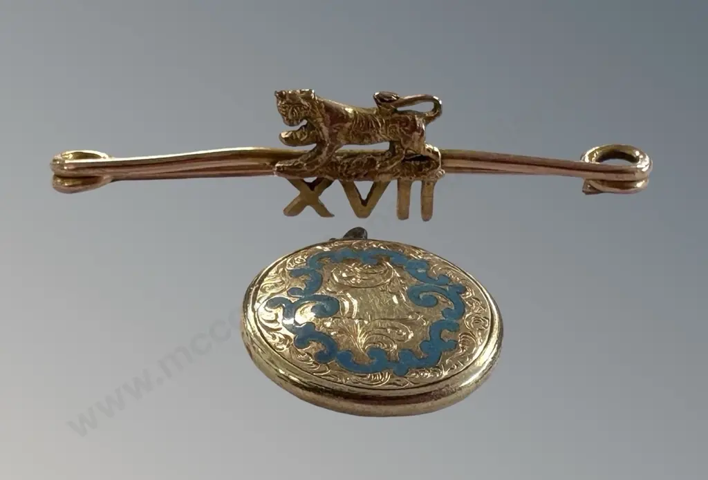9ct Gold Bar Brooch, AF Brooch and Gold and Blue Locket, TW5.2gms Image 1++