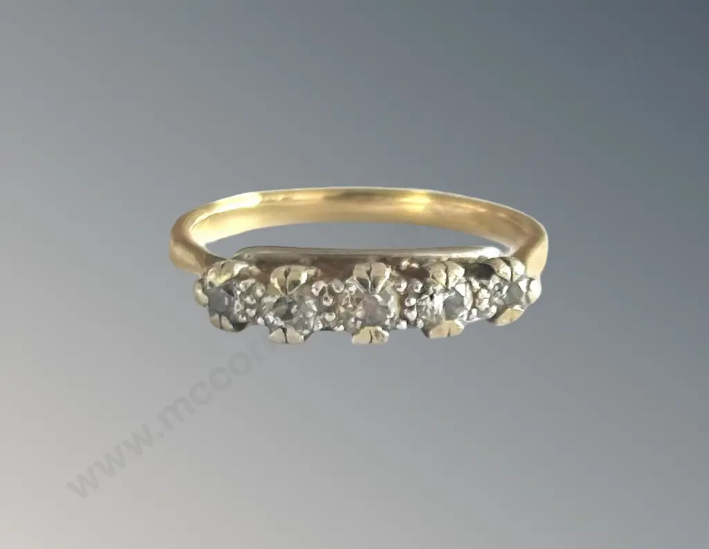 18ct Gold 5 Stone Diamond Ring, Size P, TW3.8gms Image 1++