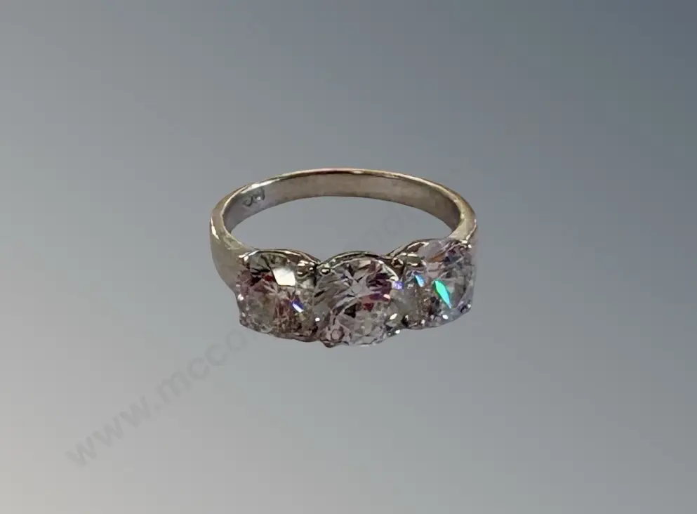 9ct White Gold Three Stone Cubic Zirconia Ring, size P, TW4.4gms Image 1++