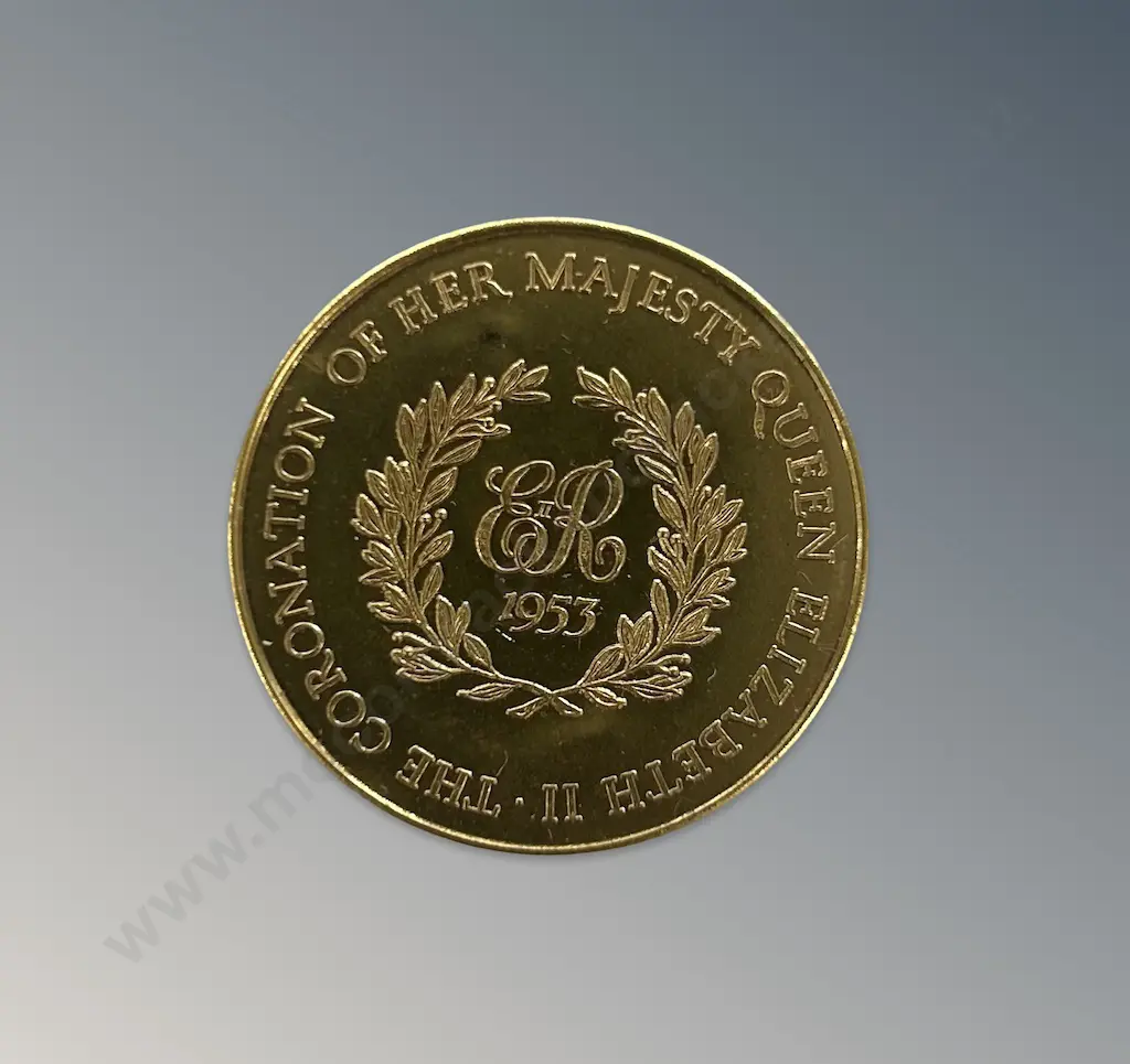 Cased Queen Elizabeth II Coronation Commemorative Medal 1953 Image 1++