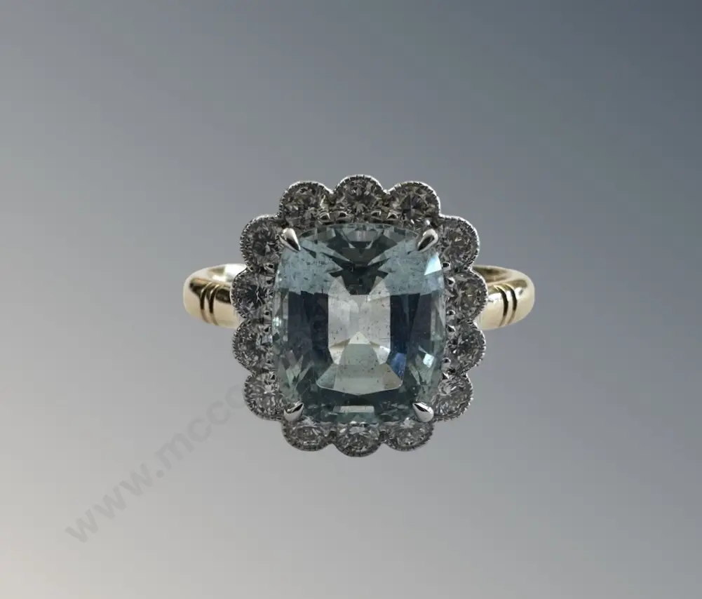 18ct Gold Aquamarine and Diamond Cluster Ring, Size P, Aquamarine 3.14ct, TW5.18gms, Valuation $8550 Image 1++