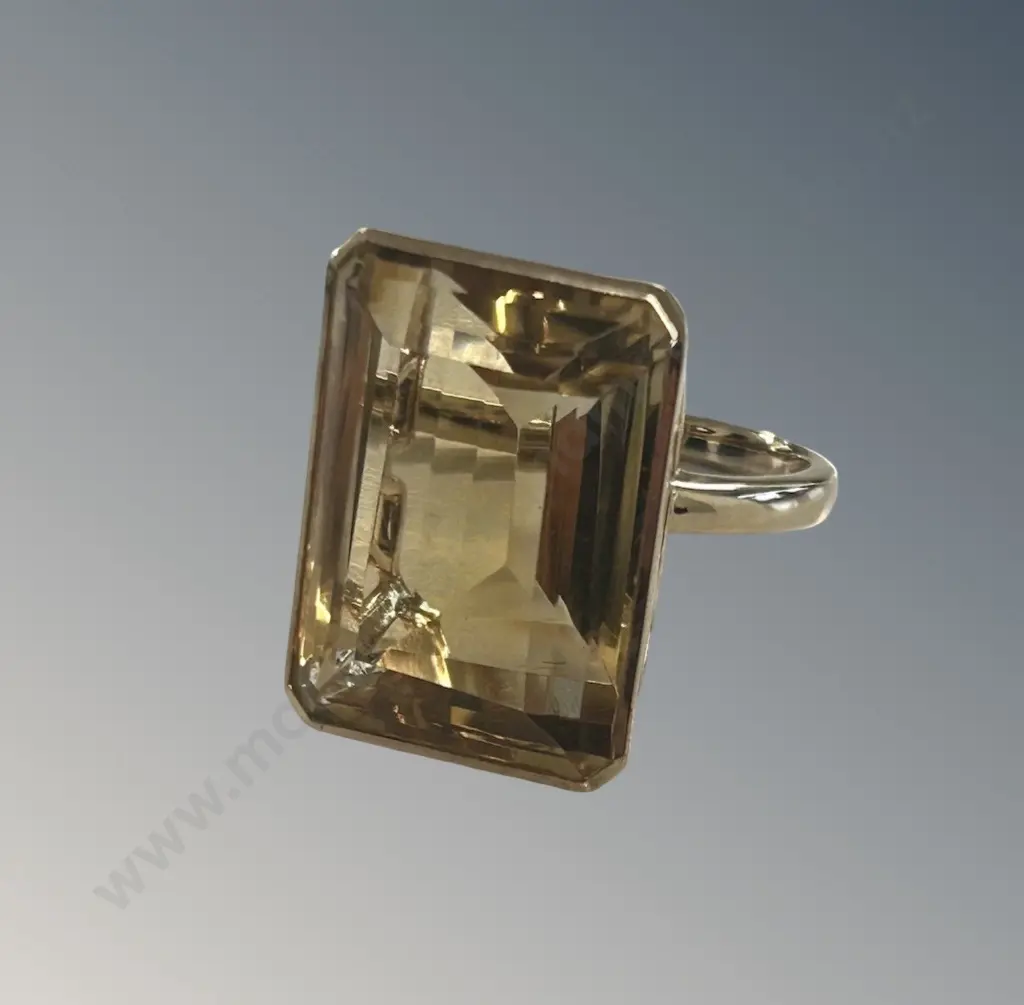 9ct Yellow Gold Citrine Dress Ring, Size P, Citrine 31.86ct, TW10.7gms, Valuation $4150 Image 1++