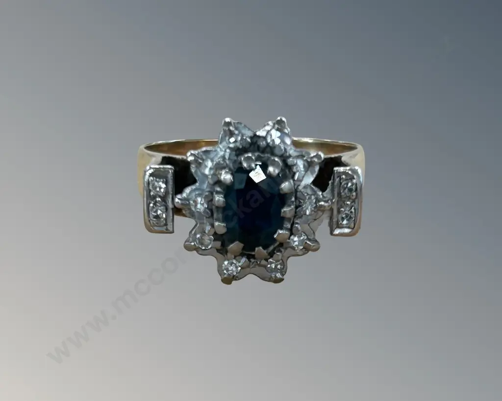 9ct Gold Sapphire and Diamond Cluster Ring, Size L, TW3.9gms Image 1++