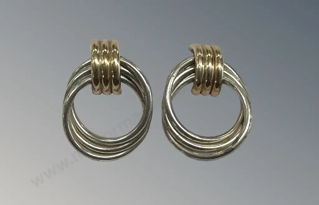 14ct Gold and Silver Earrings AF post missing Image 1++