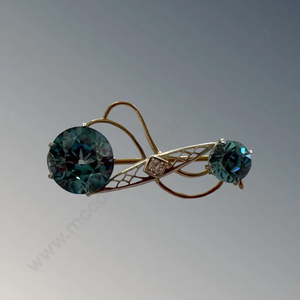 9ct Gold Blue Topaz and Diamond Pendant/Brooch,TW5.1gms Image 1++