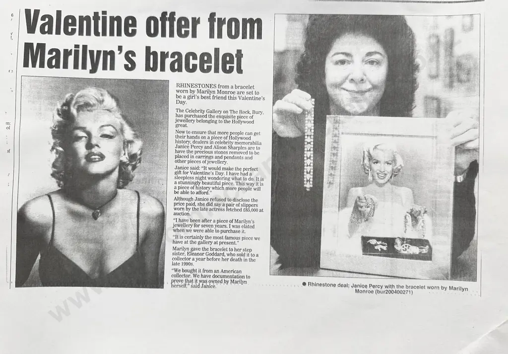 Marilyn Monroe formerly owned round Rhinestone Pendant, set in 18ct white Gold with 9ct White gold Chain, Image 1++