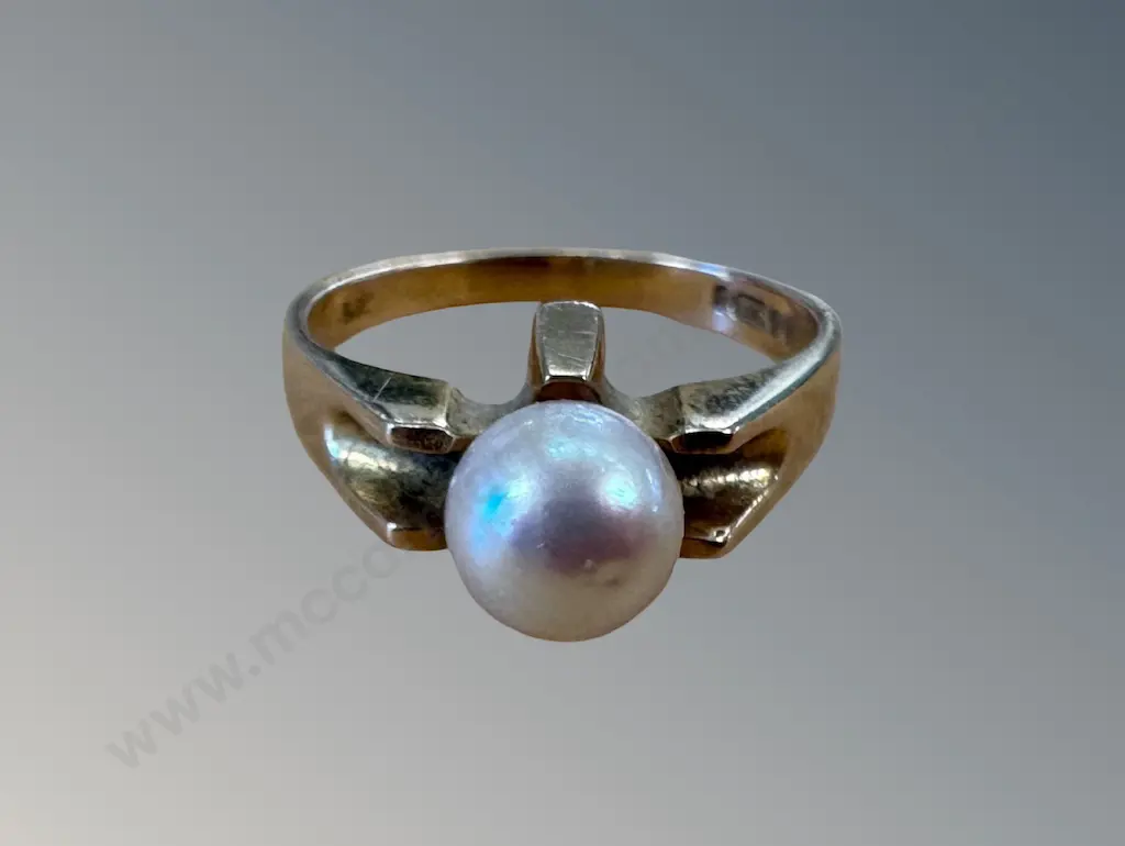 9ct Gold Solitaire Pearl Ring, Size M, TW3.2gms Image 1++