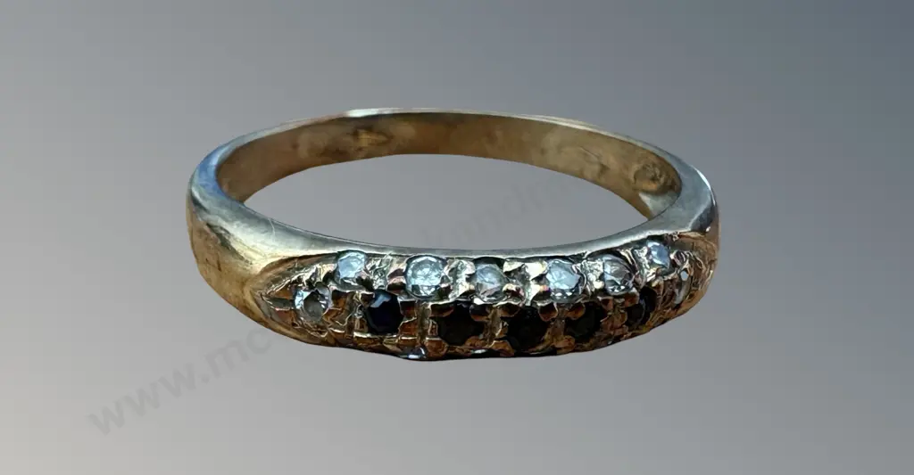 9ct Gold Sapphire and Diamond Ring, Size T, TW2.8gms Image 1++
