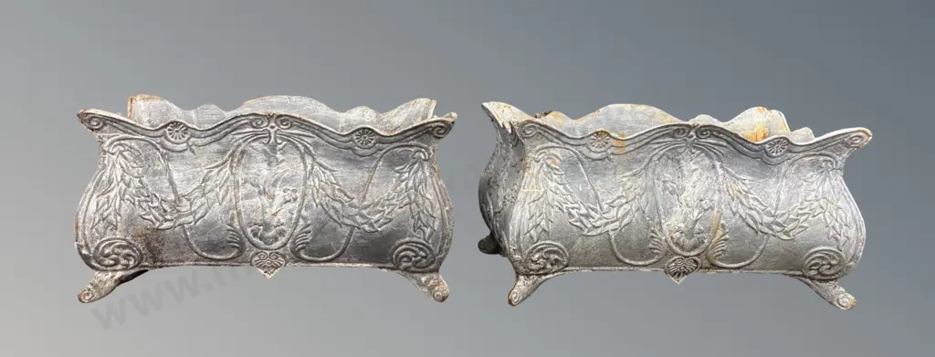 Pair of Large Cast Iron Footed Troughs H33xL59xD30cm Image 1++