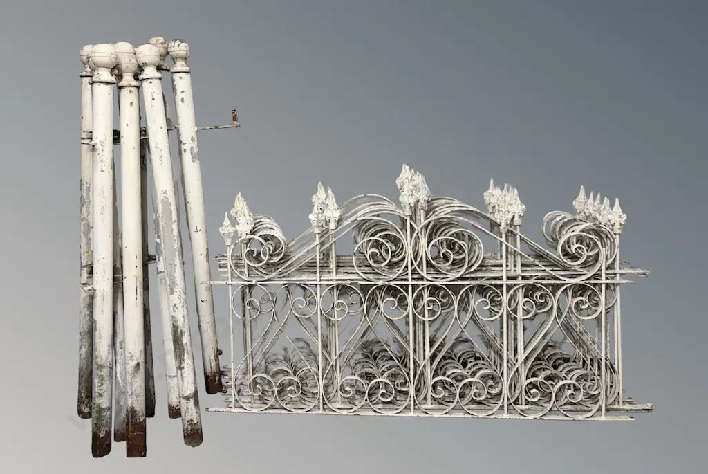 Wrought Iron Fence with Ornate Scroll Work including Posts, L13metres Image 1++