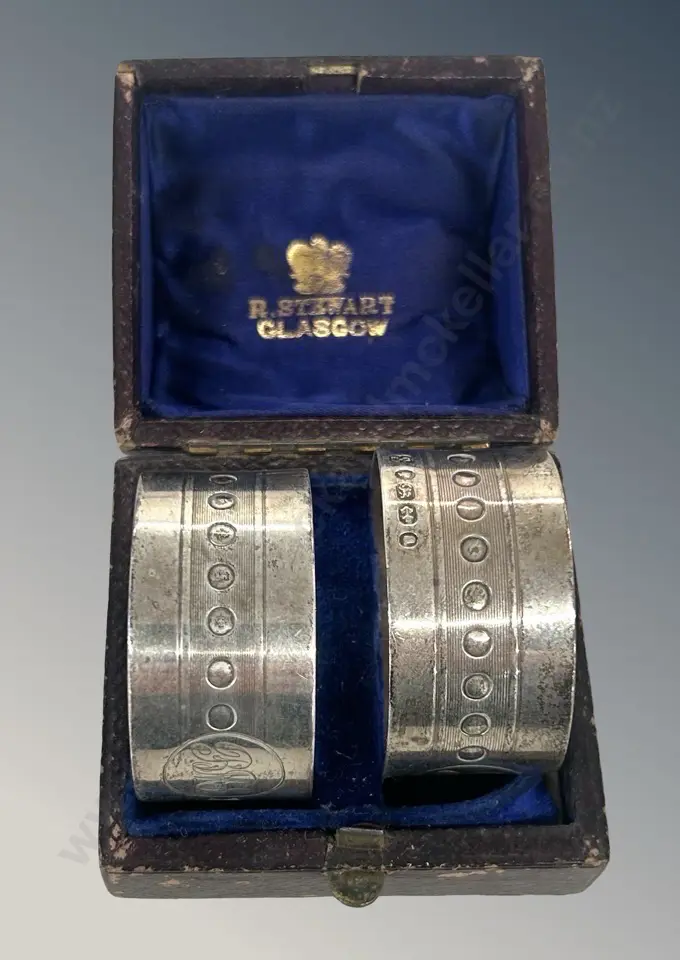 Leather Cased Pair of Sterling Silver Serviette Rings TW34gms Image 1++
