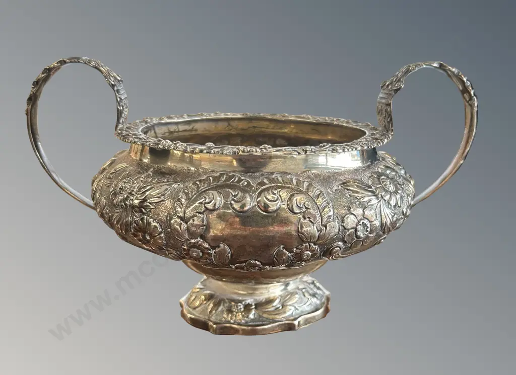 Sterling Silver Two Handled Sugar Bowl, TW393gms Image 1++