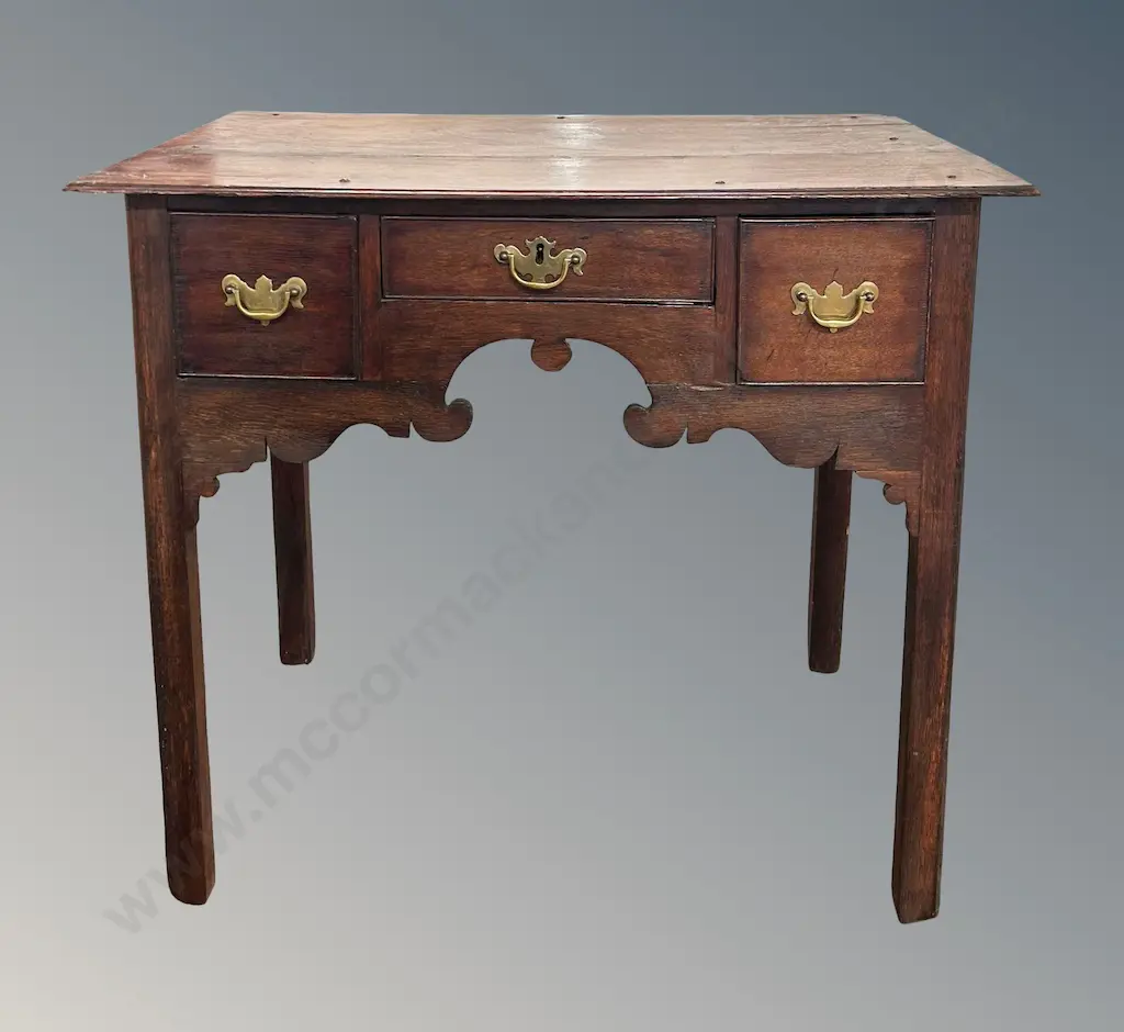 Georgian Oak Knee Hole 3 Drawer Desk with Brass Drawer Pull, H73xL82xD52cm Image 1++