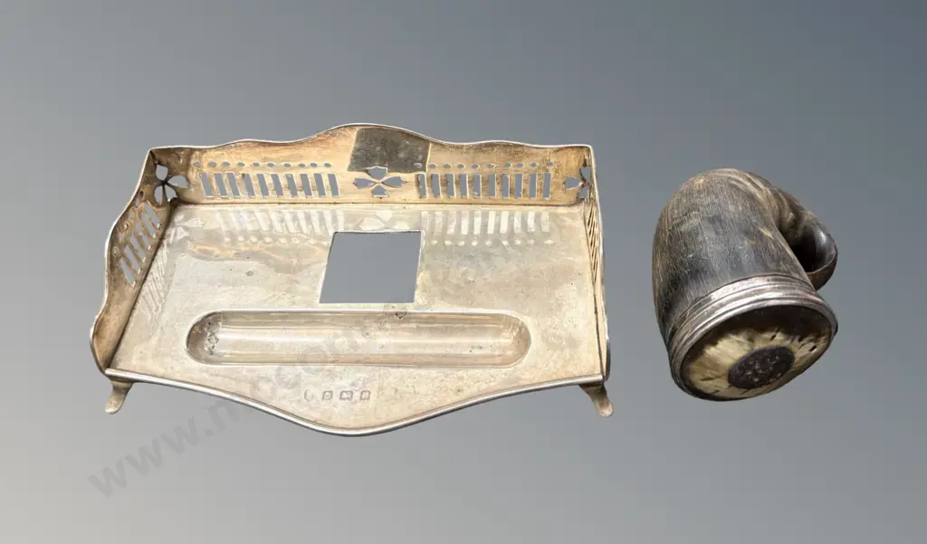 Sterling Silver Desk Tray (no ink well) & Horn Snuff Box TW68.2gms tray only Image 1++