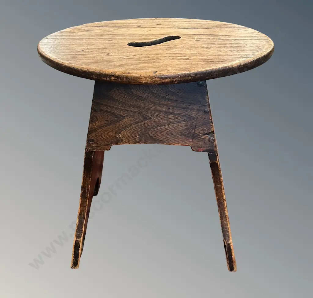 Oak Arts and Crafts Oval Stool, L41XH43xW30cm Image 1++