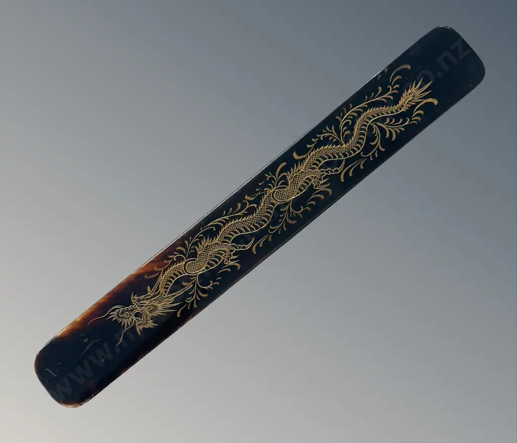 Tortoiseshell Letter Opener with Detailed Golden Dragon Inlay, L21cm Image 1++