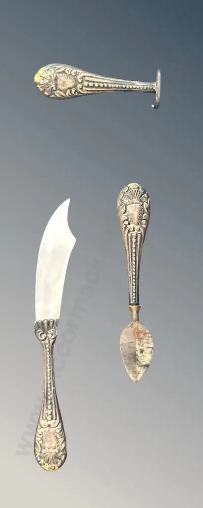 Cased Miniature Set with Seal, Ink Eraser and Paper Knife Image 1++