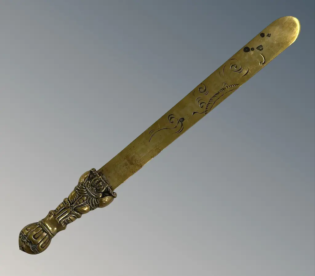 Brass Embossed Letter Opener L26cm Image 1++