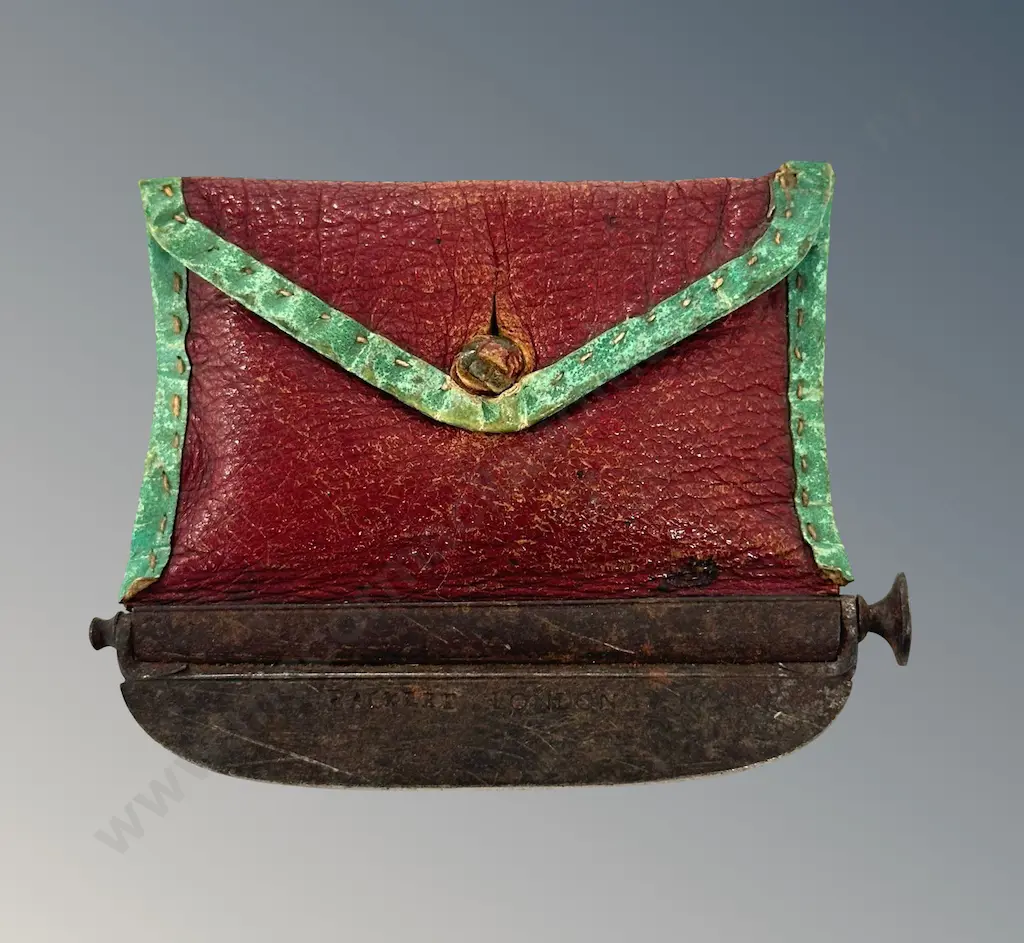 Leather Tinder Purse and Fire Steel with Pipe Tamper and Stem Cleaner, Backert, London H8cm Image 1++