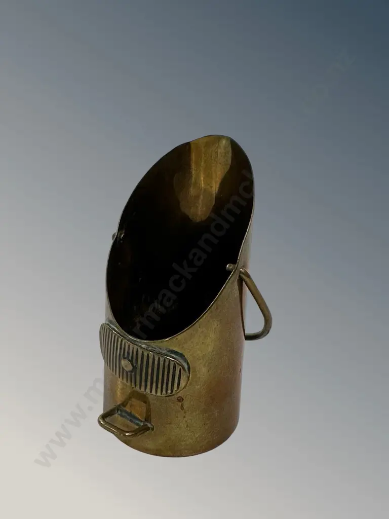 Brass Novelty Table Match Holder H7.5cm Image 1++