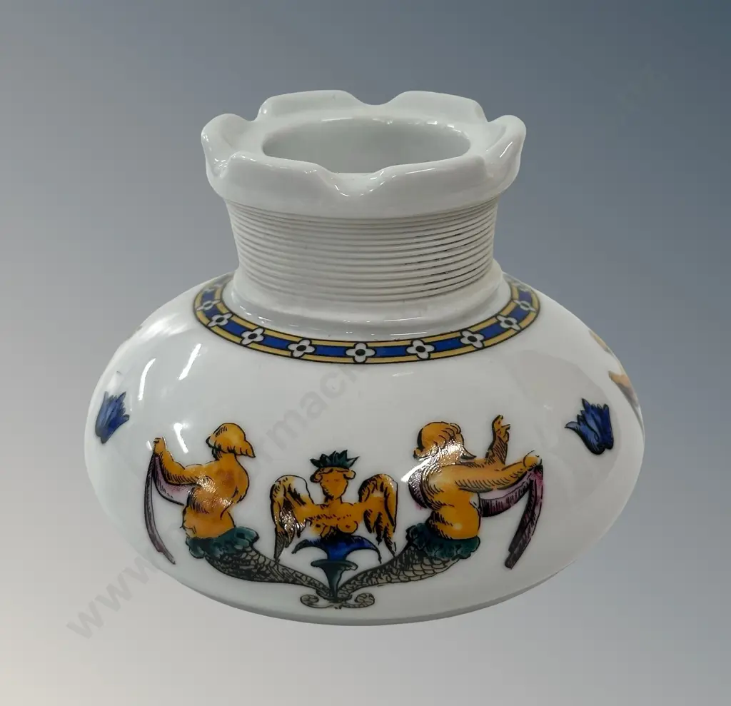 Porcelain Renaissance Design Table Match Holder H7cm Image 1++